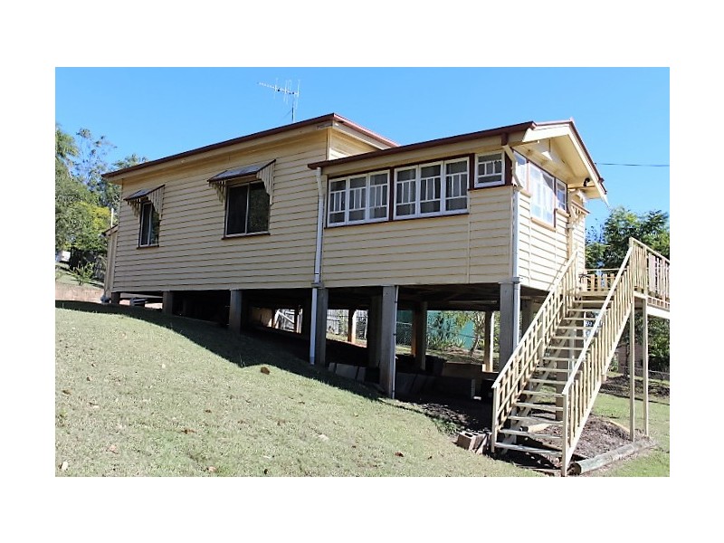 19 May St, Gin Gin QLD 4671