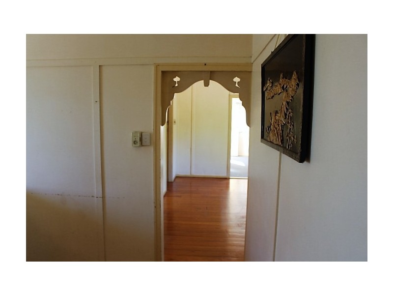 19 May St, Gin Gin QLD 4671