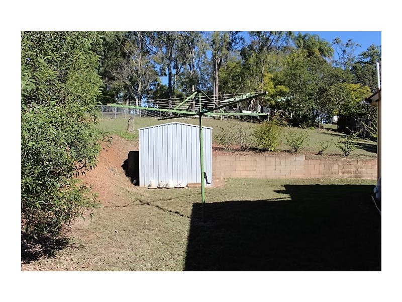 19 May St, Gin Gin QLD 4671