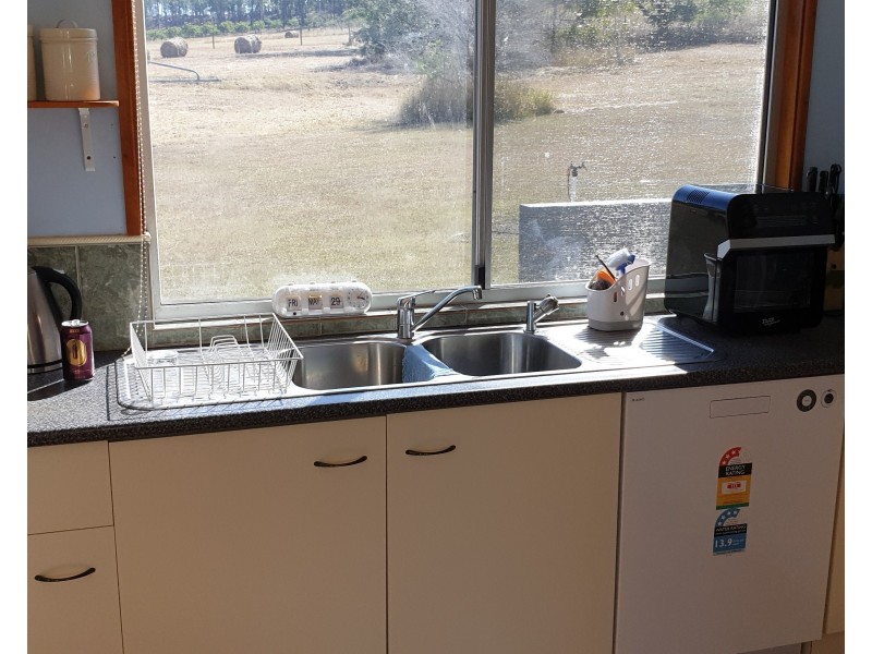 245 Sondergeilds, Gin Gin QLD 4671