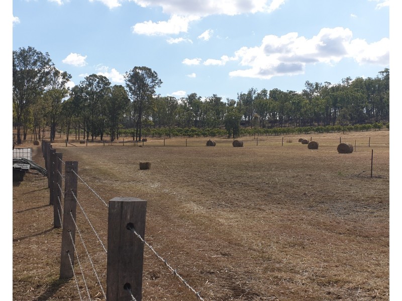 245 Sondergeilds, Gin Gin QLD 4671