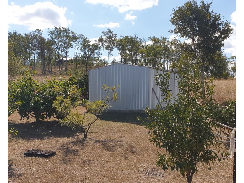 245 Sondergeilds, Gin Gin QLD 4671