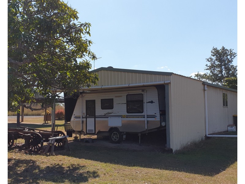 19 Burridges Road, Mcilwraith QLD 4671