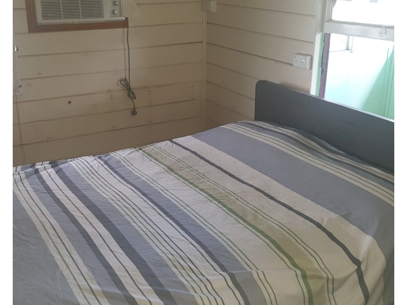 6 May Street, Gin Gin QLD 4671