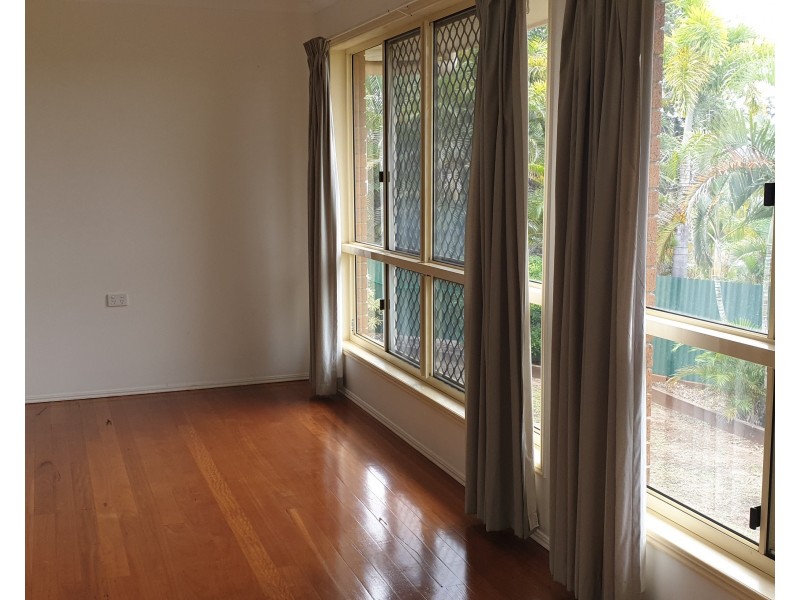 9 Forsyth Street, Gin Gin QLD 4671