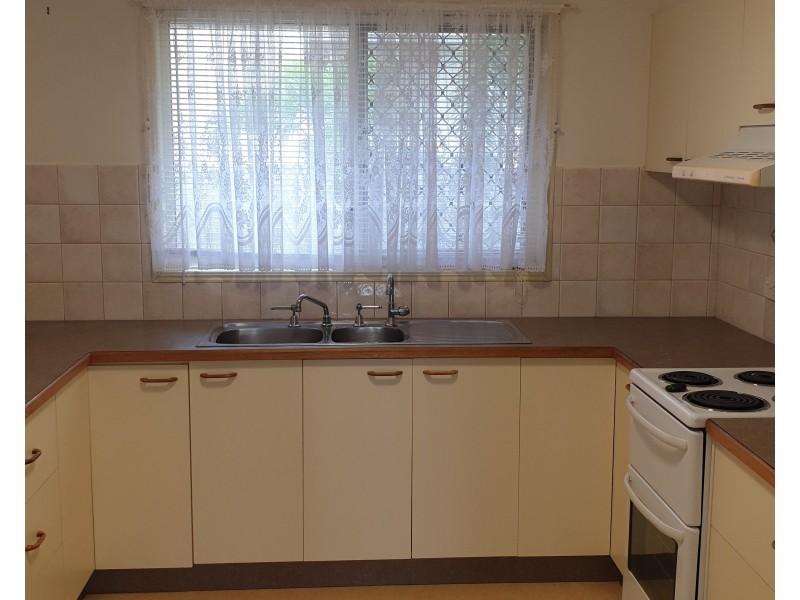 9 Forsyth Street, Gin Gin QLD 4671