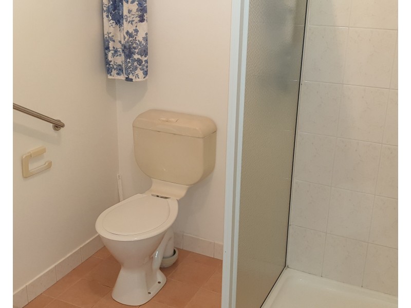 9 Forsyth Street, Gin Gin QLD 4671