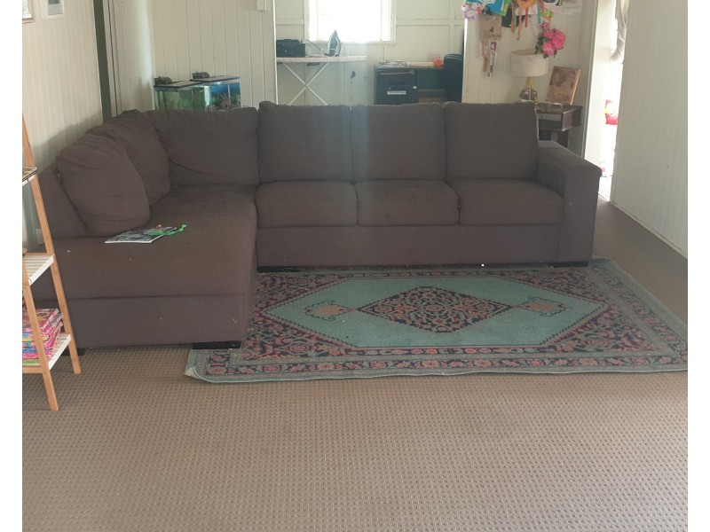 1 Aplin Terrace, Gin Gin QLD 4671