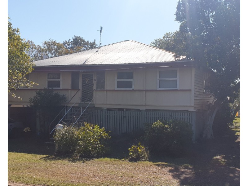 18 May Street, Gin Gin QLD 4671