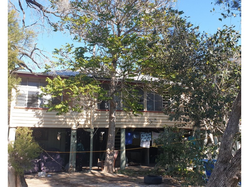 18 May Street, Gin Gin QLD 4671