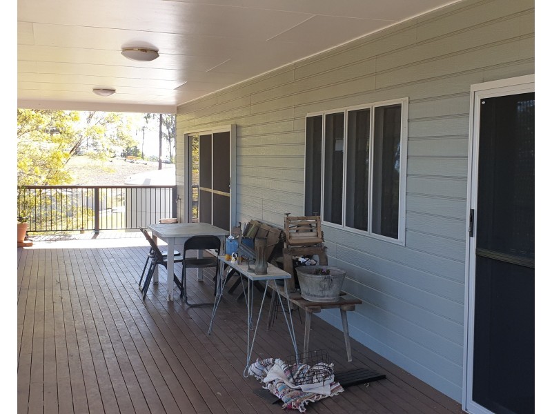 40 Breen Court, Mcilwraith QLD 4671