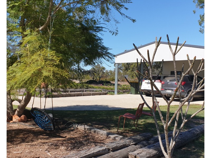 40 Breen Court, Mcilwraith QLD 4671