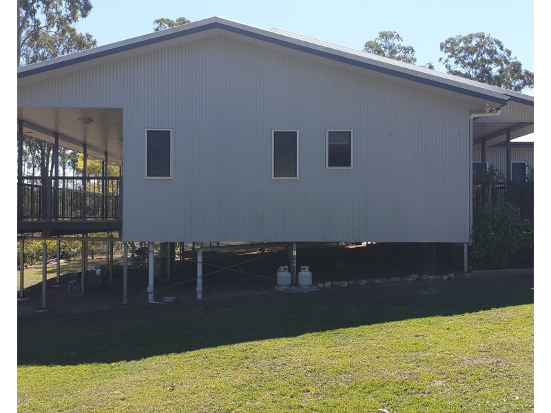 40 Breen Court, Mcilwraith QLD 4671