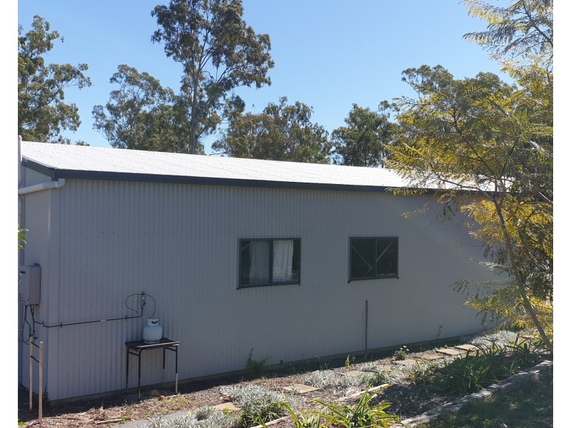40 Breen Court, Mcilwraith QLD 4671