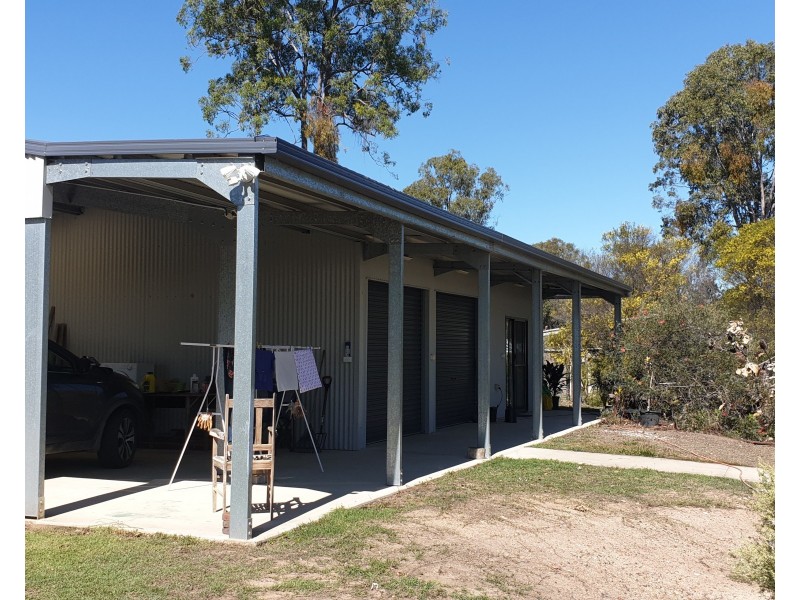 40 Breen Court, Mcilwraith QLD 4671