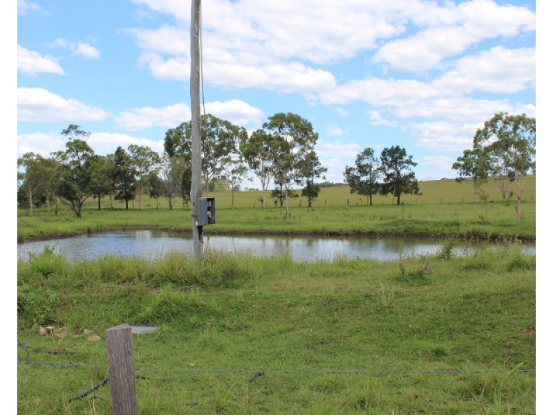 218 Mcilwraith Rd, Gin Gin QLD 4671