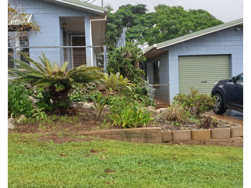 3 Forsyth Street, Gin Gin QLD 4671