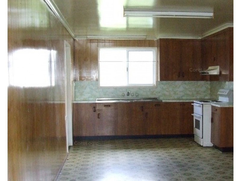 15 Dear Street, Gin Gin QLD 4671