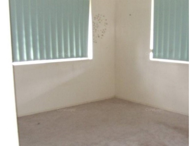 15 Dear Street, Gin Gin QLD 4671