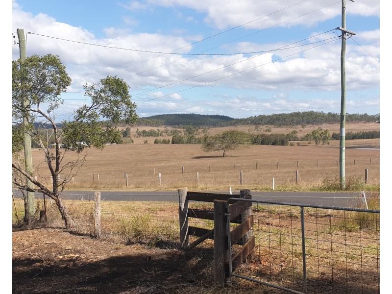135 Melvilles Road, Maroondan QLD 4671