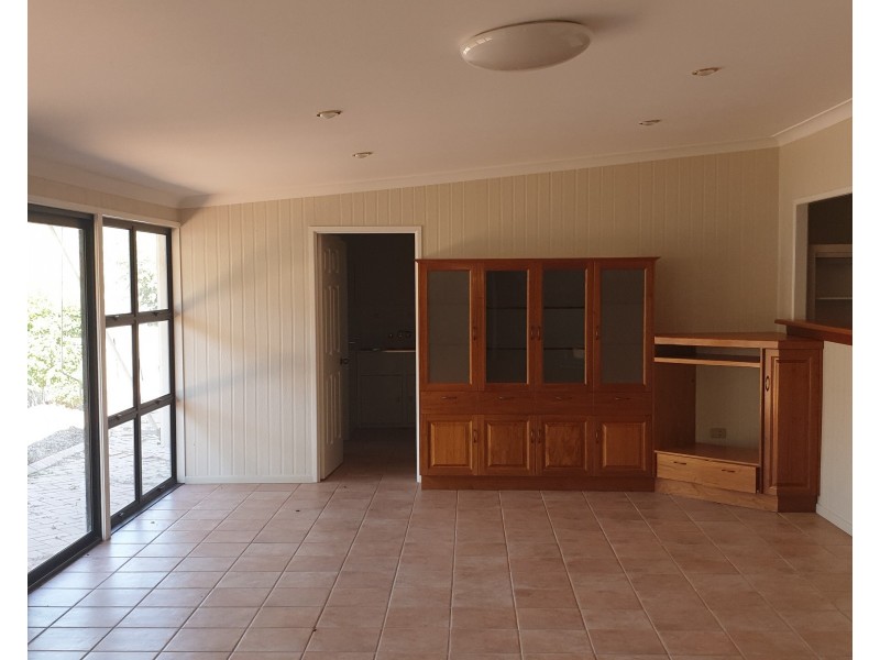 120 Mulgrave Street, Gin Gin QLD 4671