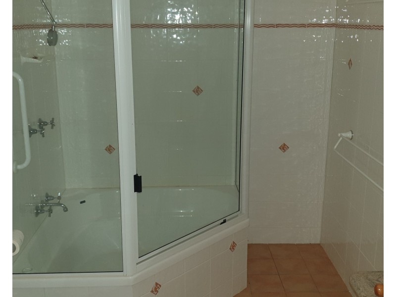 120 Mulgrave Street, Gin Gin QLD 4671