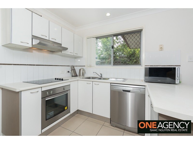24/15 James Edward Street, Richlands QLD 4077
