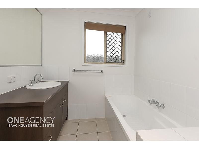 8/52-54 Freshwater Drive, Berrinba QLD 4117