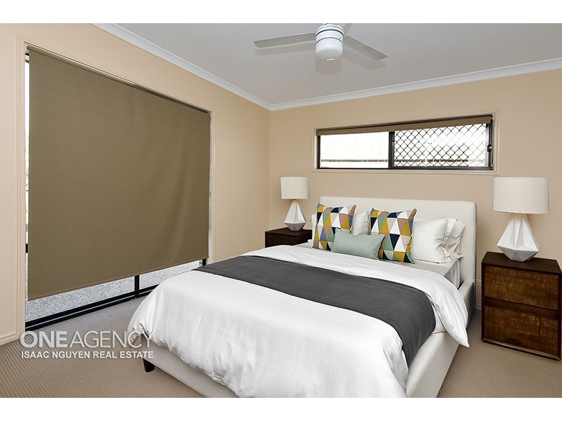 1 Ravensbourne Circuit, Waterford QLD 4133