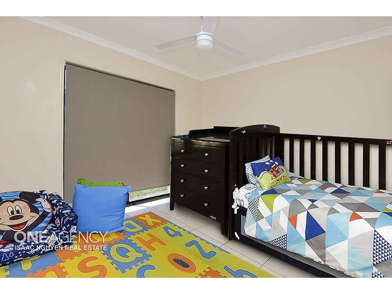 1 Ravensbourne Circuit, Waterford QLD 4133