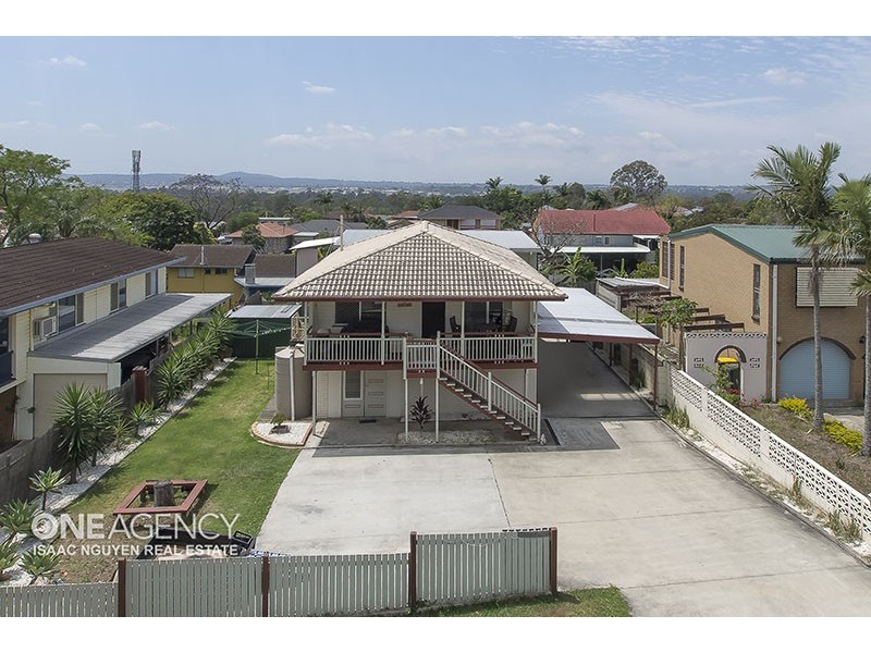 30 Altola Street, Durack QLD 4077