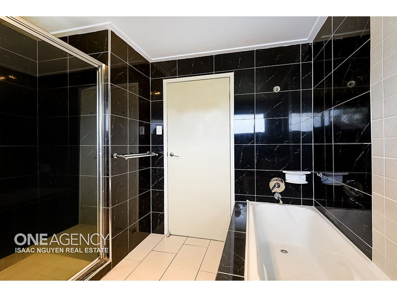 30 Altola Street, Durack QLD 4077