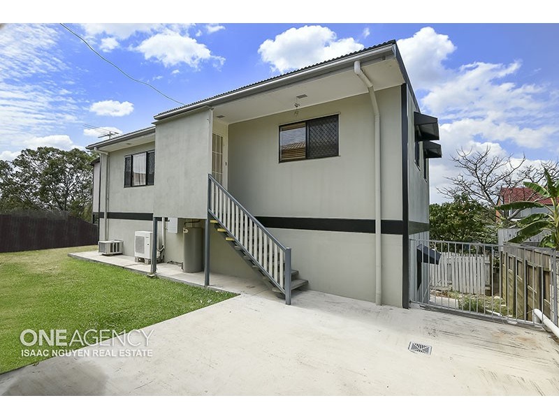 30 Altola Street, Durack QLD 4077