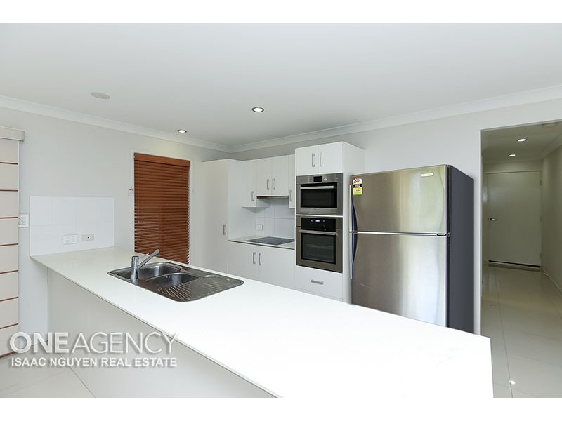 7 Grandview Place, Oxley QLD 4075