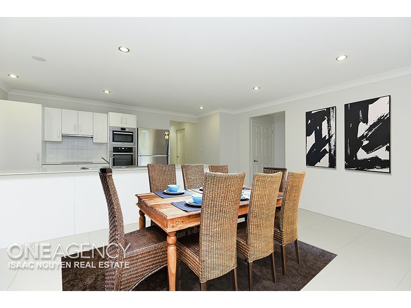 7 Grandview Place, Oxley QLD 4075