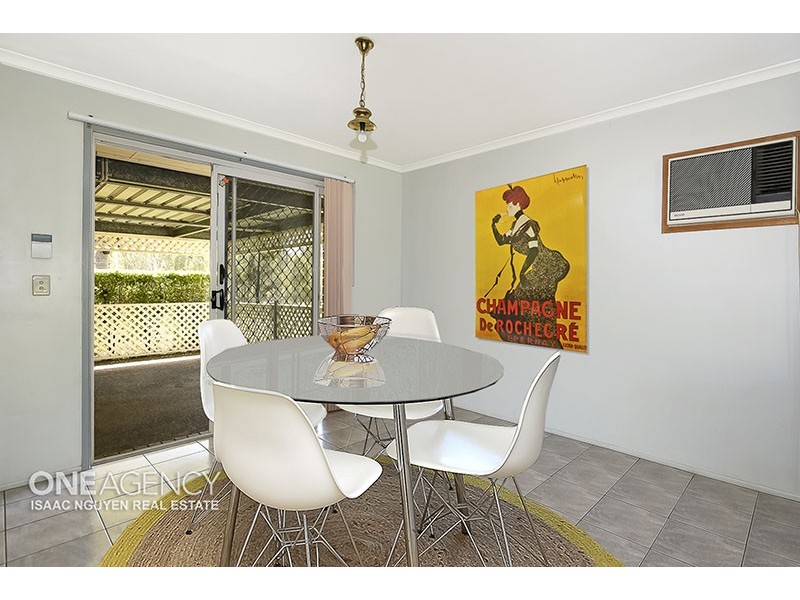 2 Ripley Road, South Ripley QLD 4306