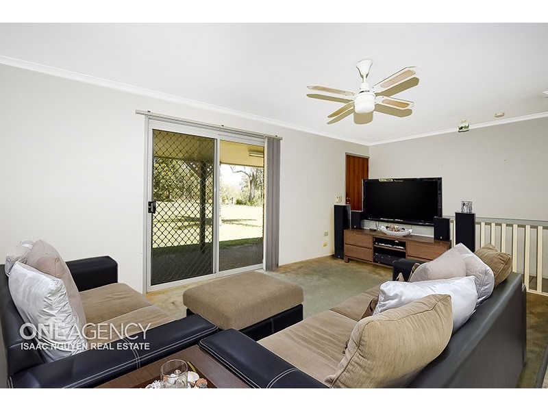 2 Ripley Road, South Ripley QLD 4306