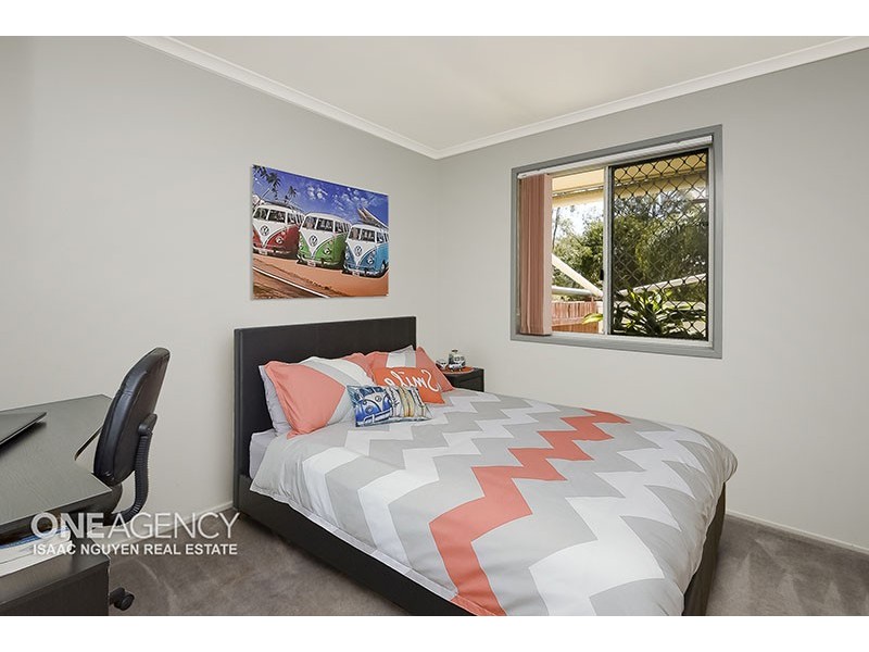 2 Ripley Road, South Ripley QLD 4306