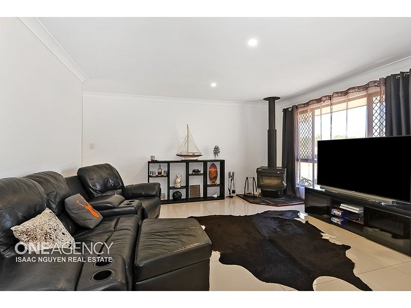 1 Merion Cl, Oxley QLD 4075