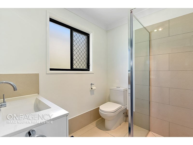 1 Merion Cl, Oxley QLD 4075
