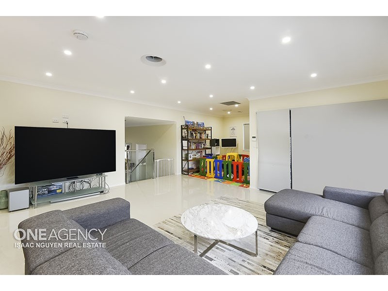 2 Moralana Close, Doolandella QLD 4077