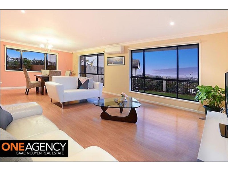 1117 South Pine Rd, Arana Hills QLD 4054