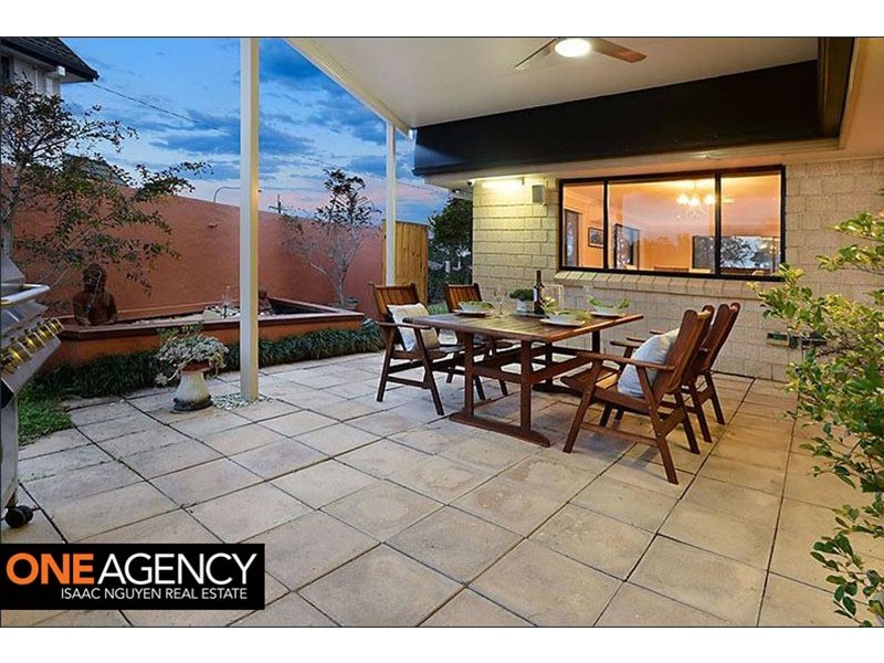 1117 South Pine Rd, Arana Hills QLD 4054