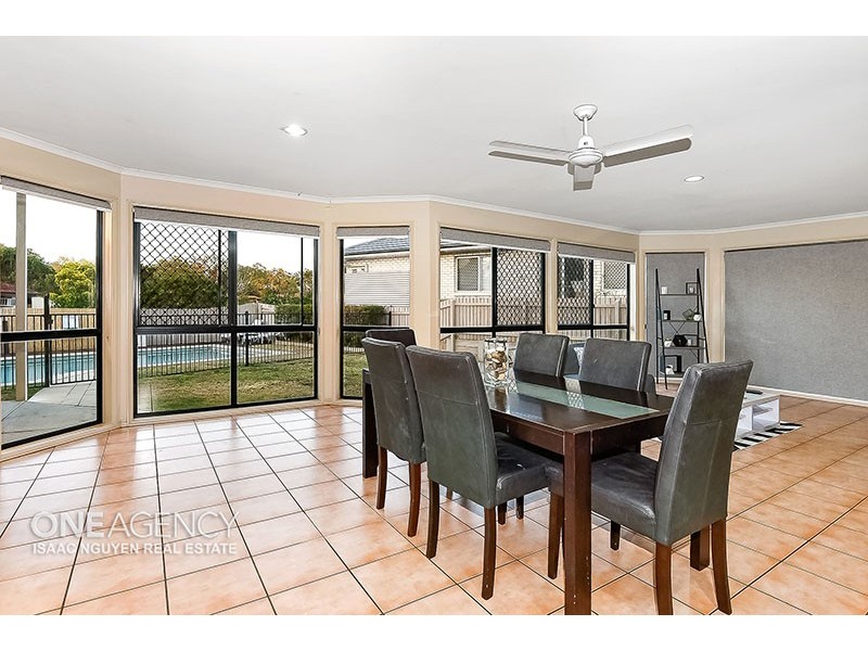 16 Coomaroo Street, Durack QLD 4077