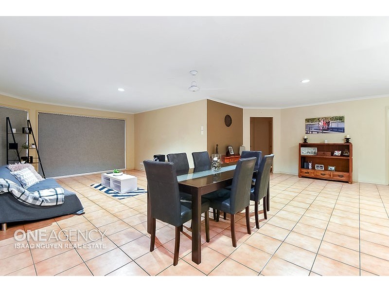 16 Coomaroo Street, Durack QLD 4077