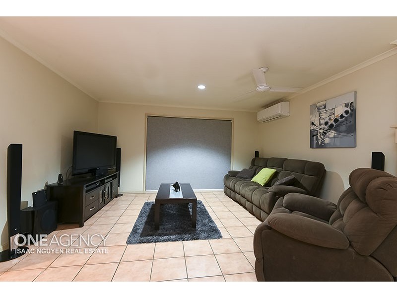 16 Coomaroo Street, Durack QLD 4077