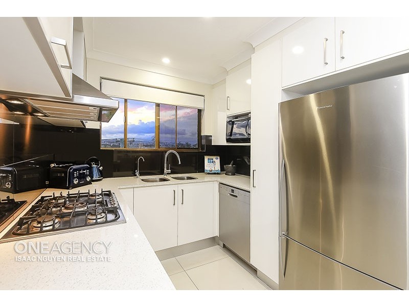 9/2 Kirkland Avenue, Coorparoo QLD 4151