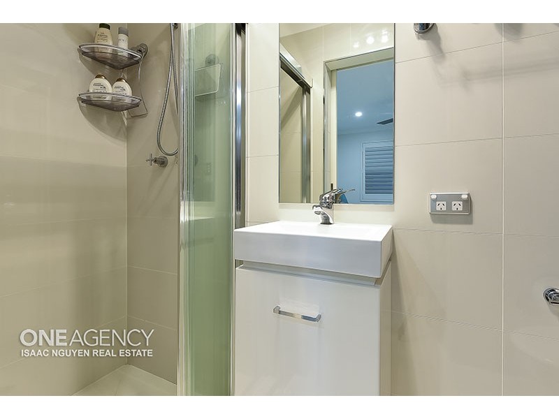 9/2 Kirkland Avenue, Coorparoo QLD 4151