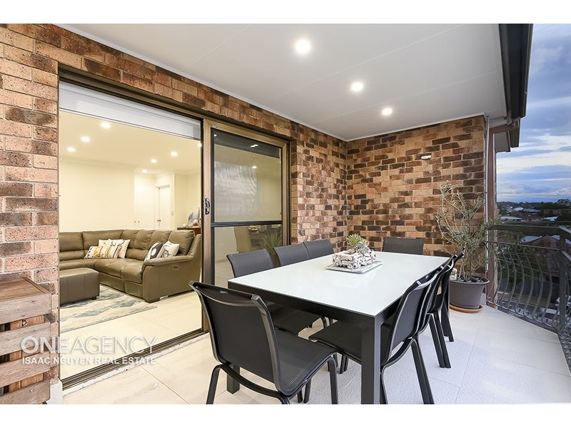 9/2 Kirkland Avenue, Coorparoo QLD 4151