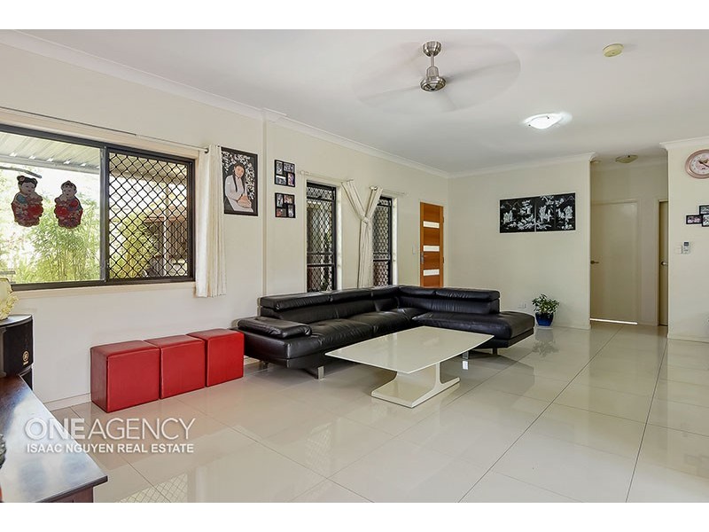 9 Penguin Street, Inala QLD 4077